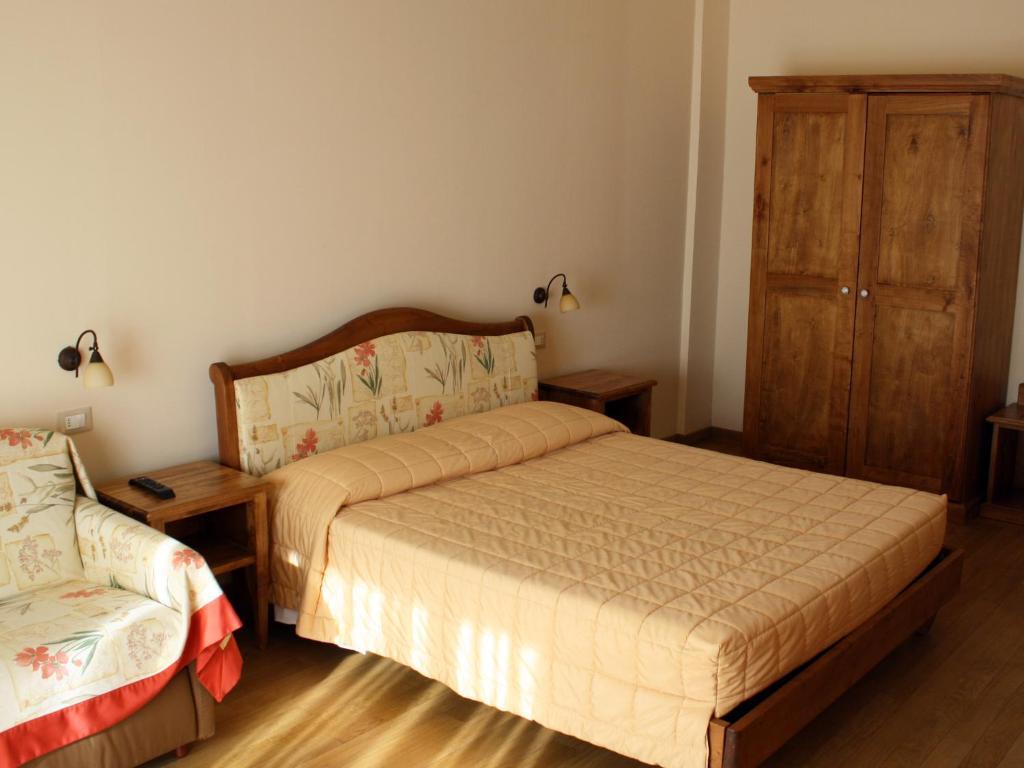 פונטרמולי Ca Del Moro Resort & Spa חדר תמונה